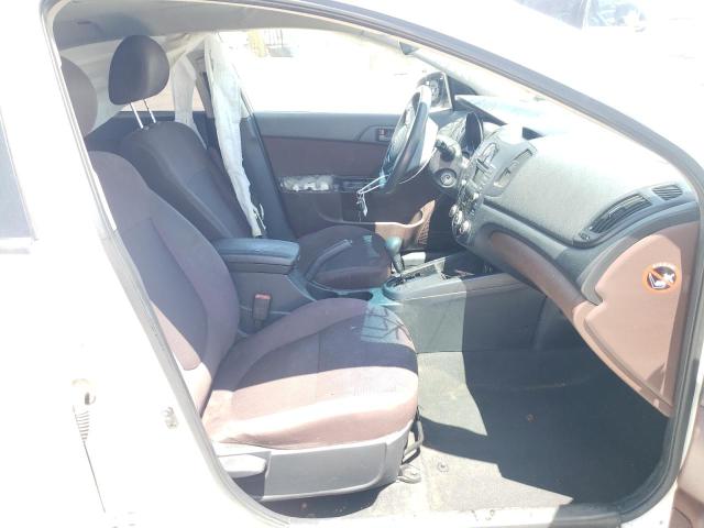 Zdjęcie 5 z aukcji – 2010 KIA FORTE EX z VIN KNAFU4A22A5294606