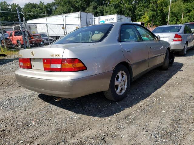 Photo 4 from auction – 1999 LEXUS ES 300 with VIN JT8BF28G3X5066705