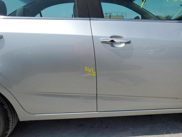 Photo 9 from auction – 2015 CHEVROLET SONIC LTZ with VIN 1G1JE5SB3F4104591
