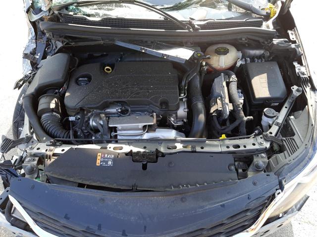 Photo 7 from auction – 2018 CHEVROLET CRUZE LT with VIN 3G1BE6SM3JS649906
