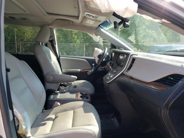 Photo 5 from auction – 2015 TOYOTA SIENNA XLE with VIN 5TDDK3DC6FS119677