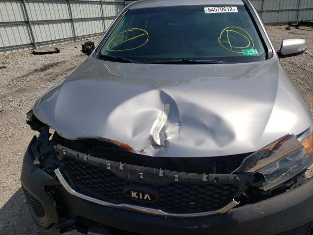 Photo 7 from auction – 2013 KIA SORENTO LX with VIN 5XYKT4A13DG356909