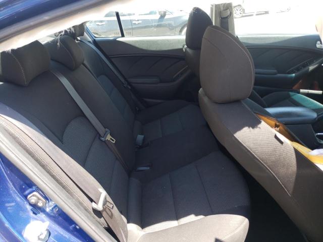 Photo 6 from auction – 2018 KIA FORTE LX with VIN 3KPFK4A79JE270635