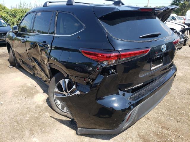 Photo 3 from auction – 2022 TOYOTA HIGHLANDER with VIN 5TDGBRCH6NS537796