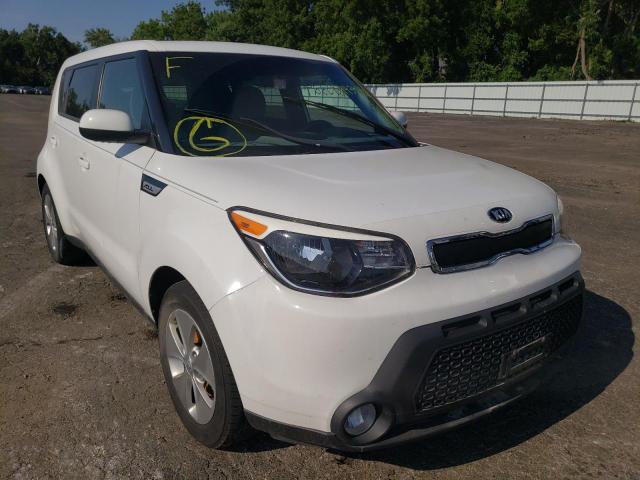 KIA SOUL 2015 with VIN KNDJN2A28F7127208 - Photo from auction