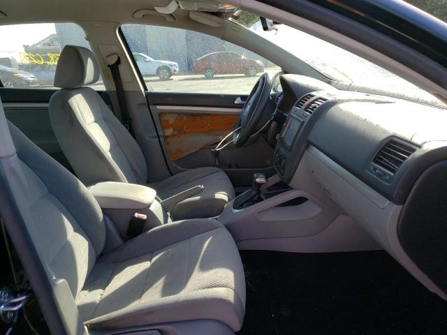 Photo 5 from auction – 2007 VOLKSWAGEN RABBIT with VIN WVWDS71K27W244177