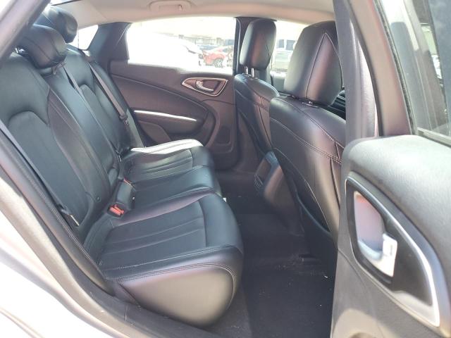 Photo 6 from auction – 2016 CHRYSLER 200 LIMITE with VIN 1C3CCCAB0GN172908