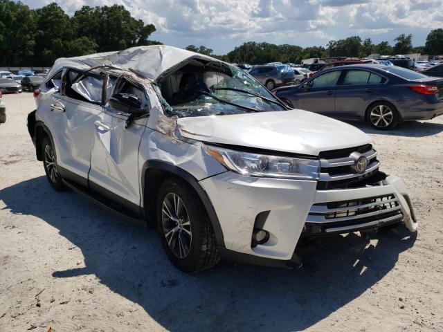 TOYOTA HIGHLANDER 2019 with VIN 5TDBZRFH0KS993385 - Photo from auction