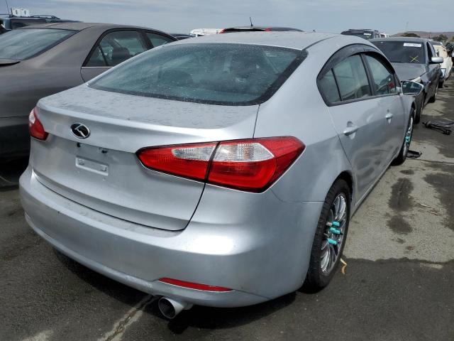 Photo 4 from auction – 2016 KIA FORTE LX with VIN KNAFK4A61G5560747