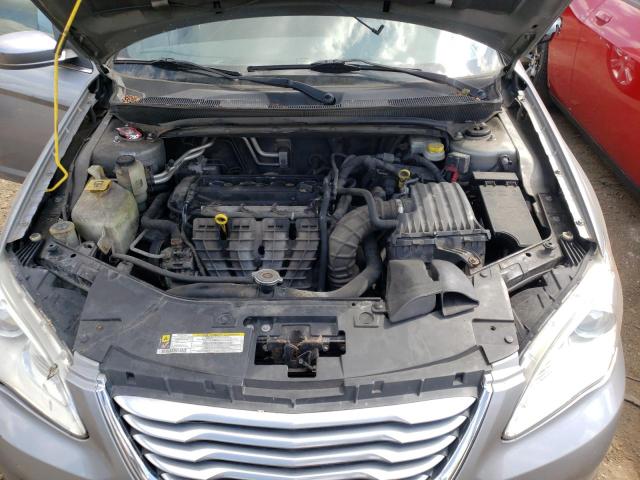 Photo 7 from auction – 2013 CHRYSLER 200 LX with VIN 1C3CCBAB0DN639931