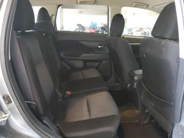 Photo 6 from auction – 2014 MITSUBISHI OUTLANDER with VIN JA4AD2A33EZ009835