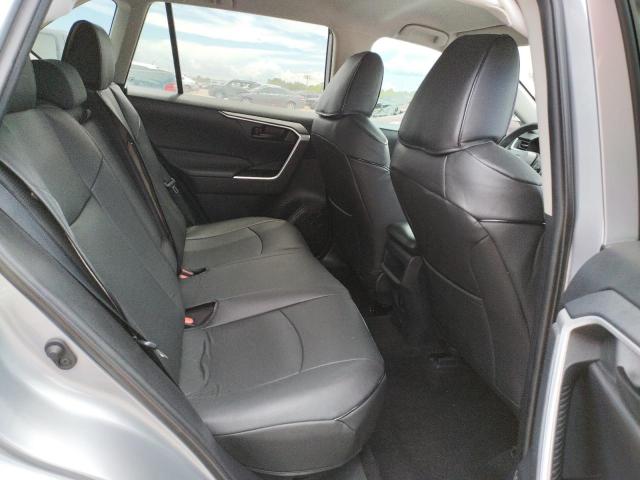 Photo 6 from auction – 2019 TOYOTA RAV4 LE with VIN 2T3H1RFV4KW051930