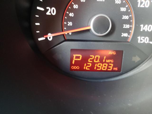 Photo 8 from auction – 2011 KIA SORENTO EX with VIN 5XYKU4A29BG033323