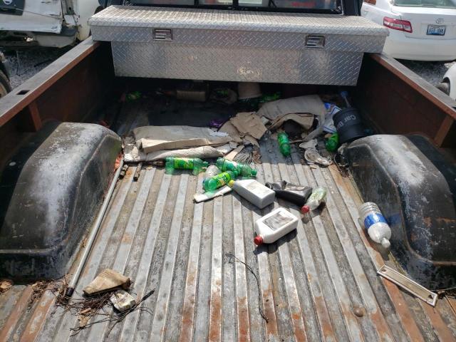 Photo 6 from auction – 1985 CHEVROLET K10 with VIN 2GCEK14H7F1175171