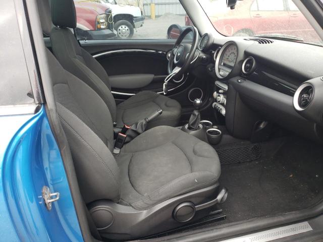 Photo 5 from auction – 2010 MINI COOPER S with VIN WMWMF7C58ATX45897
