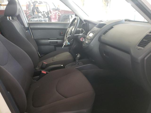 Photo 5 from auction – 2013 KIA SOUL with VIN KNDJT2A54D7759121