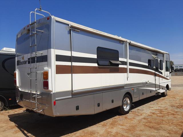 Photo 4 from auction – 2006 FLEETWOOD BOUNDER with VIN 1F6NF53Y760A04836