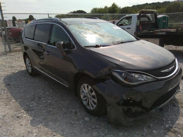 CHRYSLER PACIFICA T 2018 with VIN 2C4RC1BGXJR235009 - Photo from auction