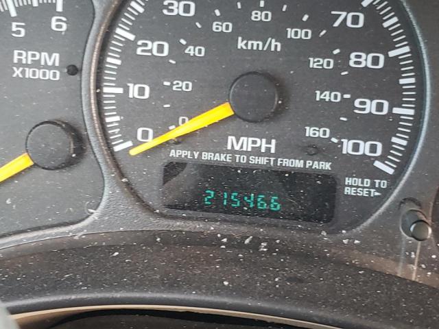 Photo 8 from auction – 2001 CHEVROLET SILVERADO with VIN 2GCEC19T811228835