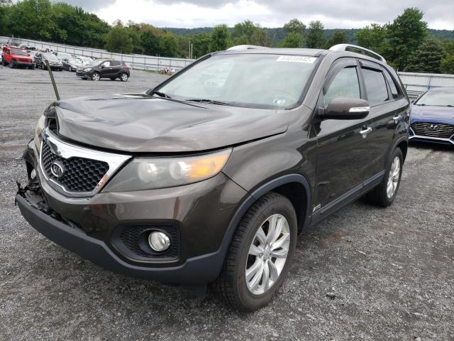 Photo 2 from auction – 2011 KIA SORENTO EX with VIN 5XYKUDA27BG098817