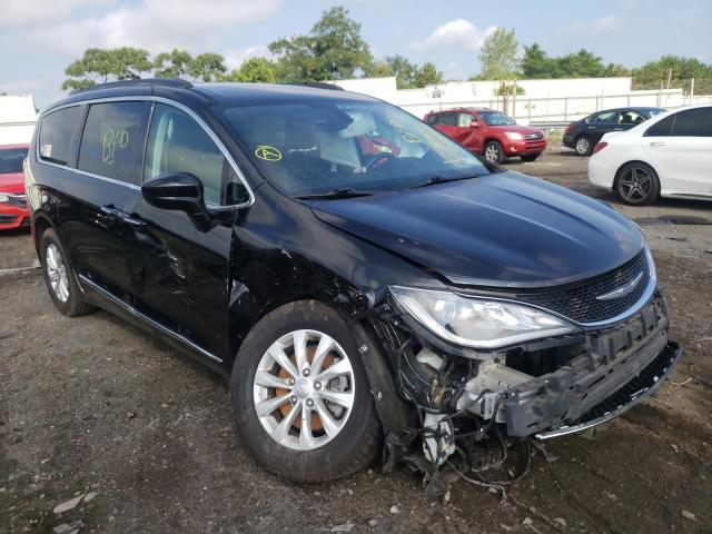 CHRYSLER PACIFICA T 2017 with VIN 2C4RC1BG9HR771802 - Photo from auction