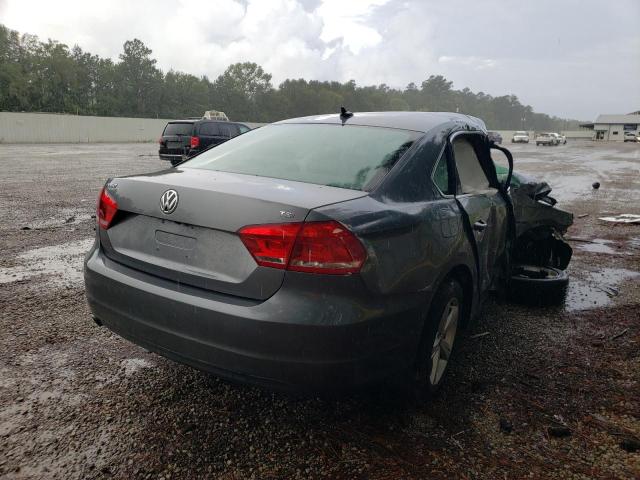 Photo 4 from auction – 2015 VOLKSWAGEN PASSAT S with VIN 1VWAT7A30FC118020