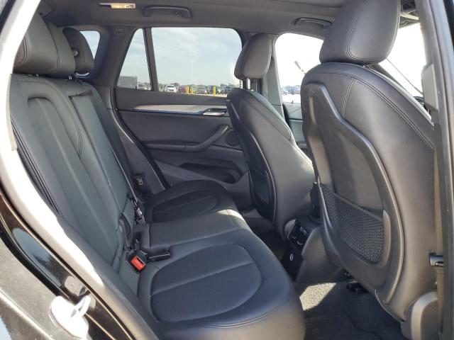 Photo 6 from auction – 2017 BMW X1 XDRIVE2 with VIN WBXHT3C39H5F74697