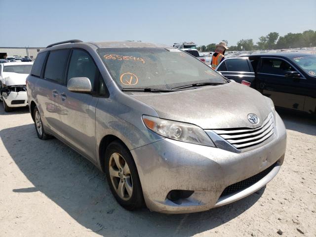 Photo 1 from auction – 2017 TOYOTA SIENNA LE with VIN 5TDKZ3DCXHS855849