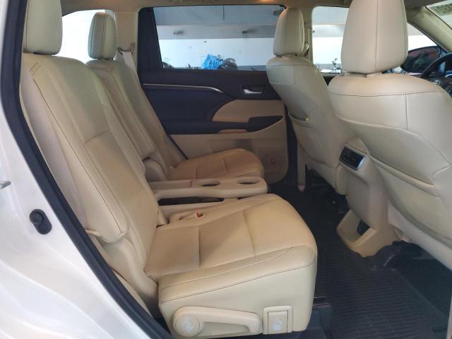 Photo 6 from auction – 2015 TOYOTA HIGHLANDER with VIN 5TDDKRFH0FS122196