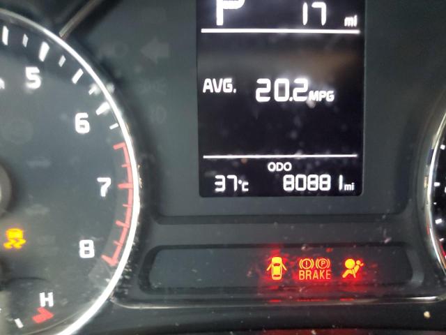 Photo 8 from auction – 2017 KIA FORTE LX with VIN 3KPFK4A77HE074901