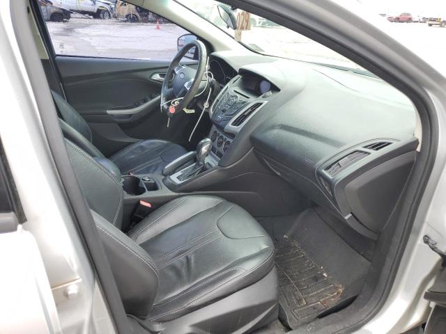 Foto 5 de la subasta – 2013 FORD FOCUS SE con VIN 1FADP3F22DL106810