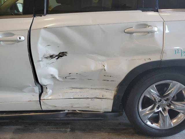 Photo 9 from auction – 2015 TOYOTA HIGHLANDER with VIN 5TDDKRFH0FS122196
