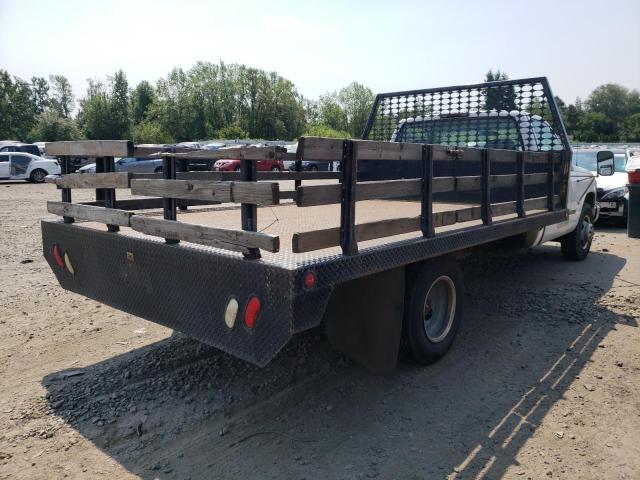 Photo 4 from auction – 2000 GMC SIERRA C35 with VIN 1GDJC34R3YF442071