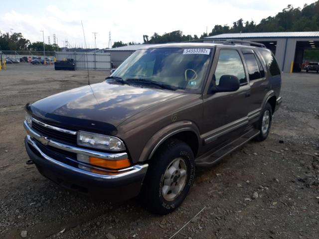 Photo 2 from auction – 1998 CHEVROLET BLAZER with VIN 1GNDT13W9W2179058