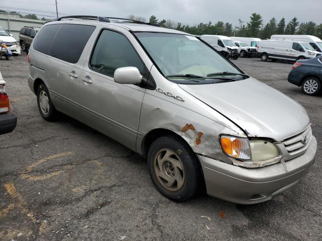 TOYOTA SIENNA LE 2001 with VIN 4T3ZF13C81U389906 - Photo from auction