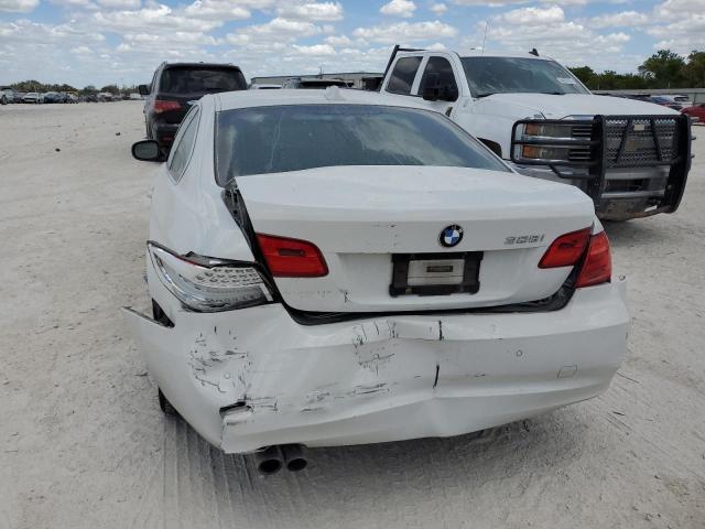 Photo 9 from auction – 2011 BMW 328 I with VIN WBAKE3C55BE768871