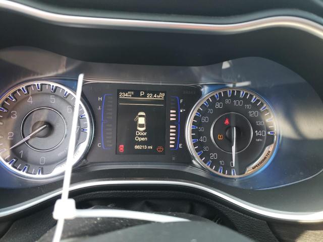 Photo 8 from auction – 2016 CHRYSLER 200 LIMITE with VIN 1C3CCCAB8GN143642