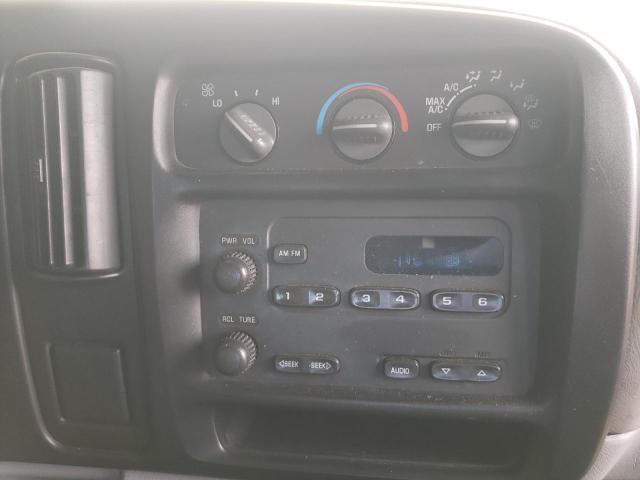 Photo 9 from auction – 2001 CHEVROLET EXPRESS G3 with VIN 1GCHG35R711156054