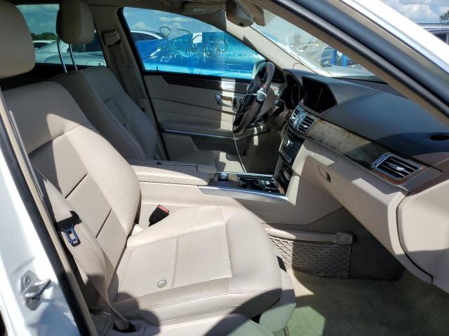 Photo 5 from auction – 2016 MERCEDES-BENZ E 350 with VIN WDDHF5KB2GB266685