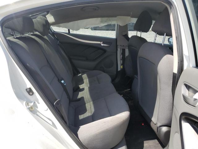 Photo 6 from auction – 2017 KIA FORTE LX with VIN 3KPFK4A77HE074901