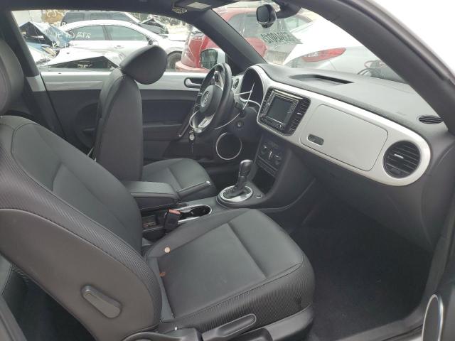 Photo 5 from auction – 2016 VOLKSWAGEN BEETLE SE with VIN 3VWJ17AT0GM607409
