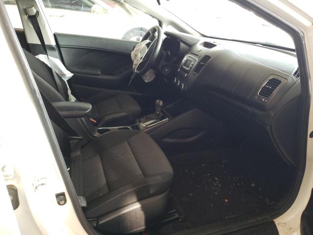 Photo 5 from auction – 2017 KIA FORTE LX with VIN 3KPFK4A72HE013794