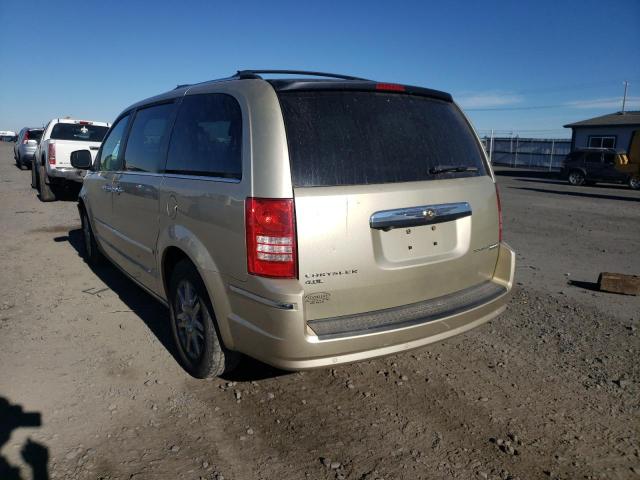 Photo 3 from auction – 2010 CHRYSLER TOWN & COU with VIN 2A4RR6DXXAR206919