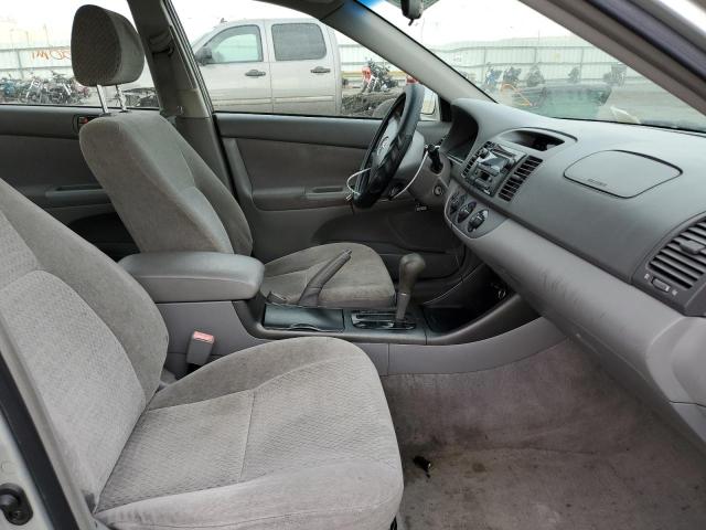 Photo 5 from auction – 2002 TOYOTA CAMRY LE with VIN JTDBE32K820094321
