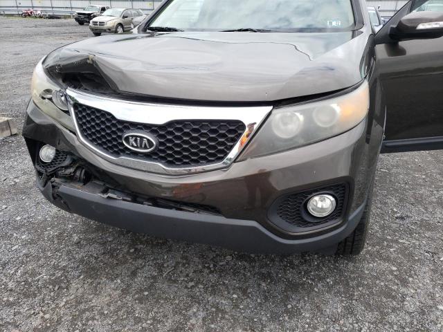 Photo 7 from auction – 2011 KIA SORENTO EX with VIN 5XYKUDA27BG098817