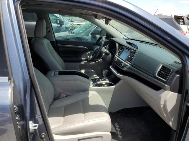 Photo 5 from auction – 2018 TOYOTA HIGHLANDER with VIN 5TDDZRFH7JS897342