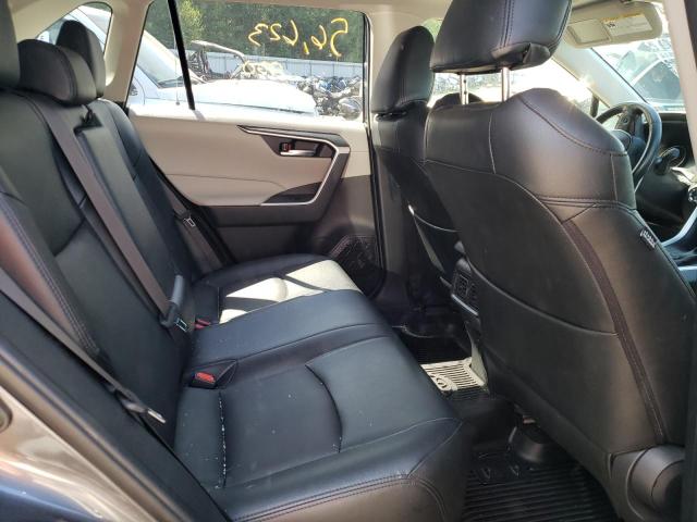 Photo 6 from auction – 2019 TOYOTA RAV4 XLE with VIN JTMP1RFV9KD020133