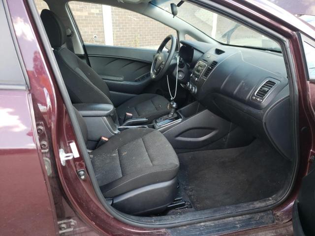 Photo 5 from auction – 2017 KIA FORTE LX with VIN 3KPFK4A76HE143531