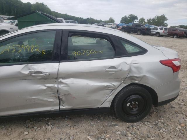 Photo 9 from auction – 2014 FORD FOCUS SE with VIN 1FADP3F26EL375863