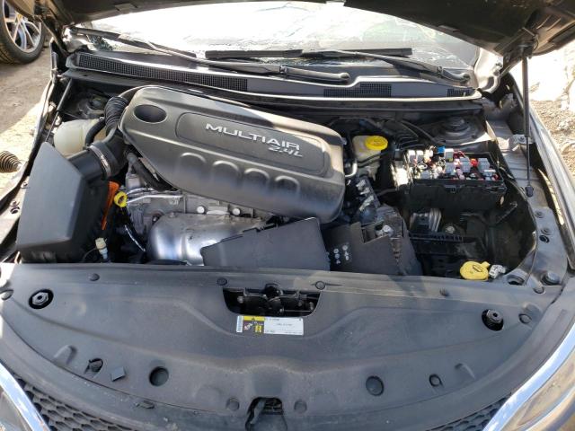 Photo 7 from auction – 2015 CHRYSLER 200 LIMITE with VIN 1C3CCCAB9FN556605